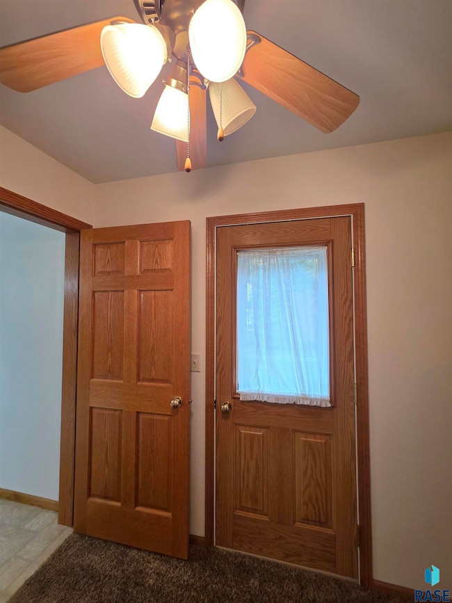 305 N Rock River Dr, Edgerton, MN 56128 - photo 7