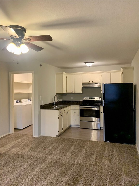 944 N Storer Ave unit 10, Fayetteville, AR 72701 - photo 2