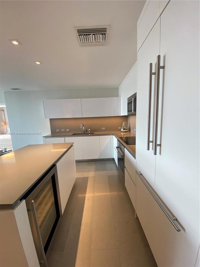 Rise Condo unit 1904, Miami, FL 33130 - photo 4