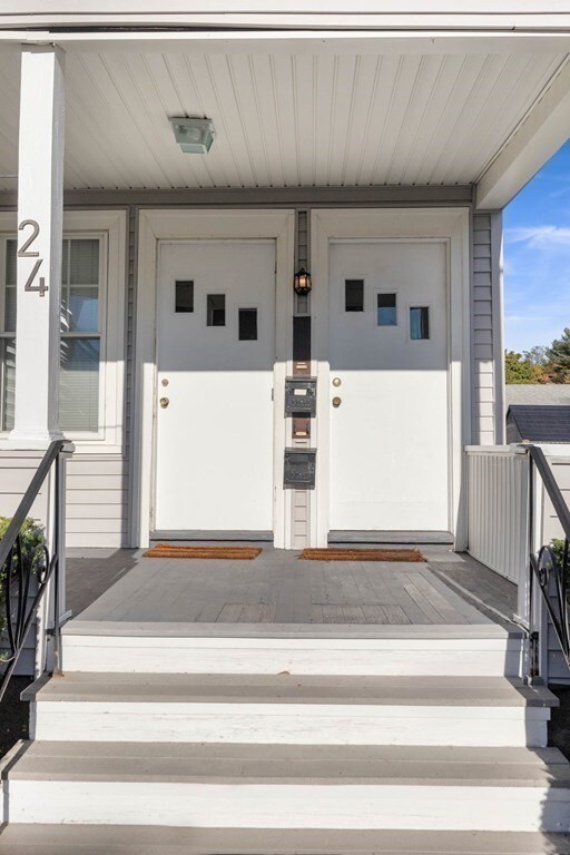 24 Alden St, Lynn, MA 01902 - photo 3