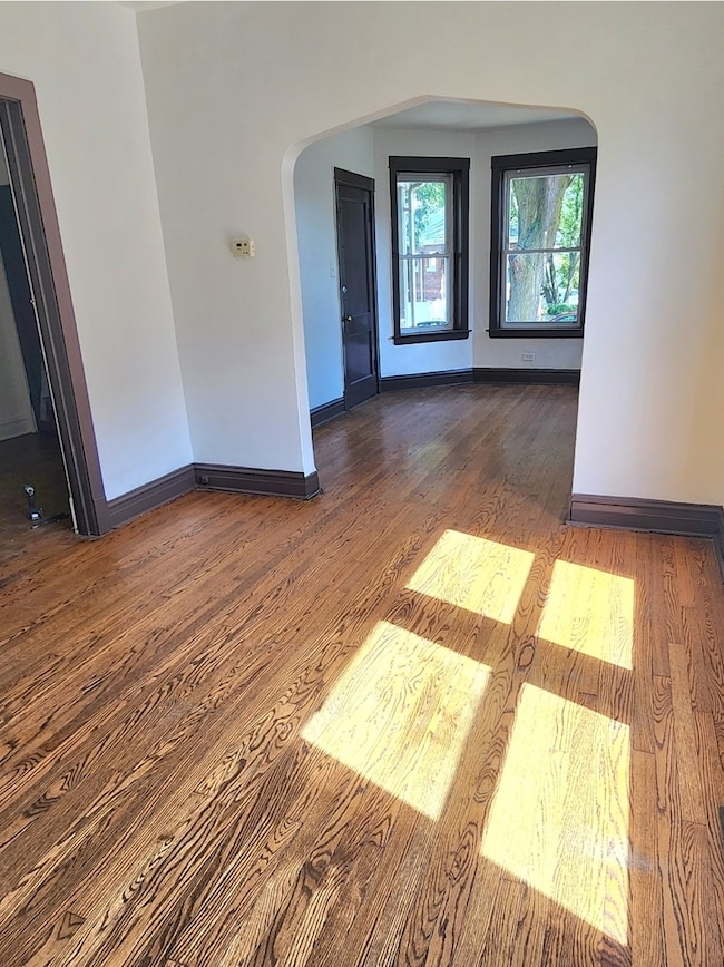 unlisted-address, Chicago, IL 60630 - photo 4