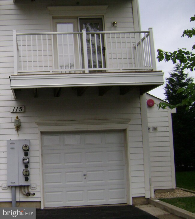 115 Chevy Chase St, Gaithersburg, MD 20878 - photo 4