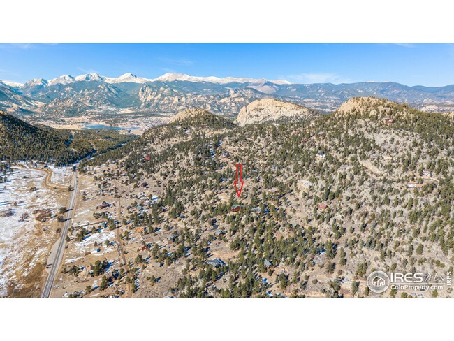 5 minutes from town and a peaceful location