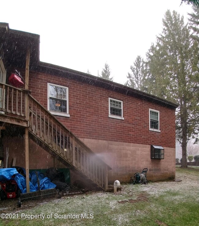 616 N Main St, Moscow, PA 18444 - photo 4