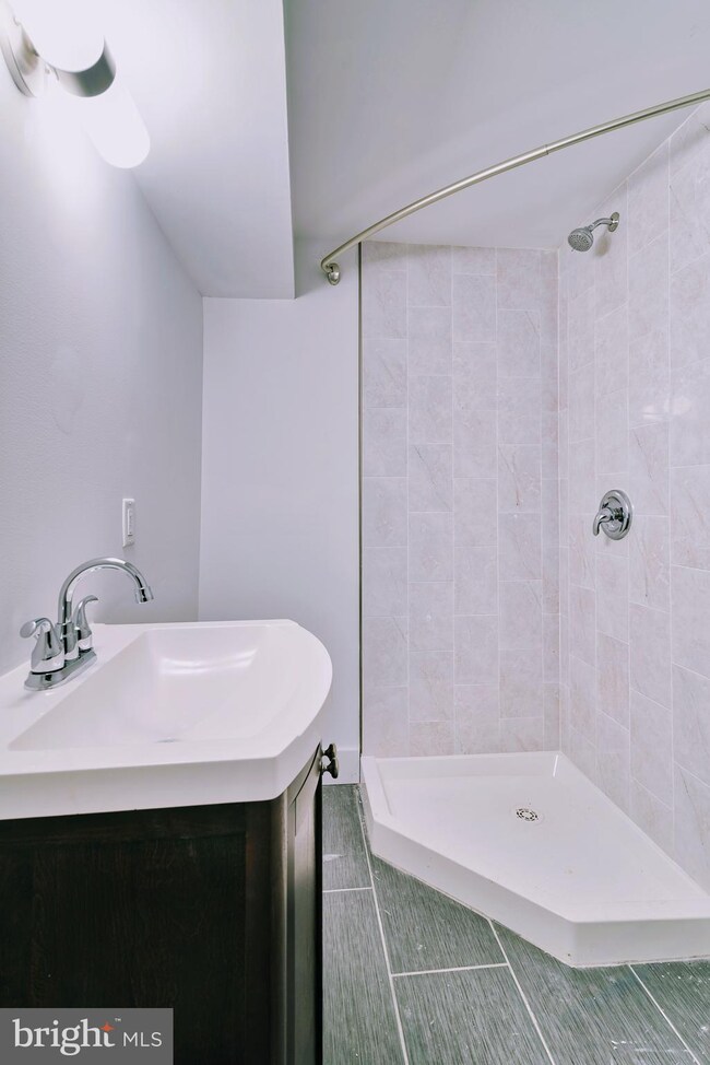 726 N Patterson Park Ave, Baltimore, MD 21205 - photo 7