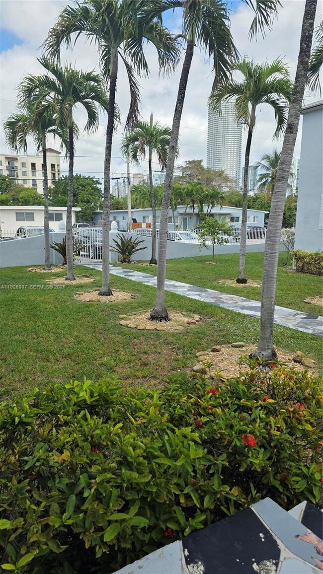 530 SW 10th St unit 1B, Miami, FL 33130 - photo 4