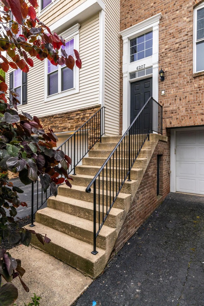 2023-6-16 6207 Cenpac Ave 03