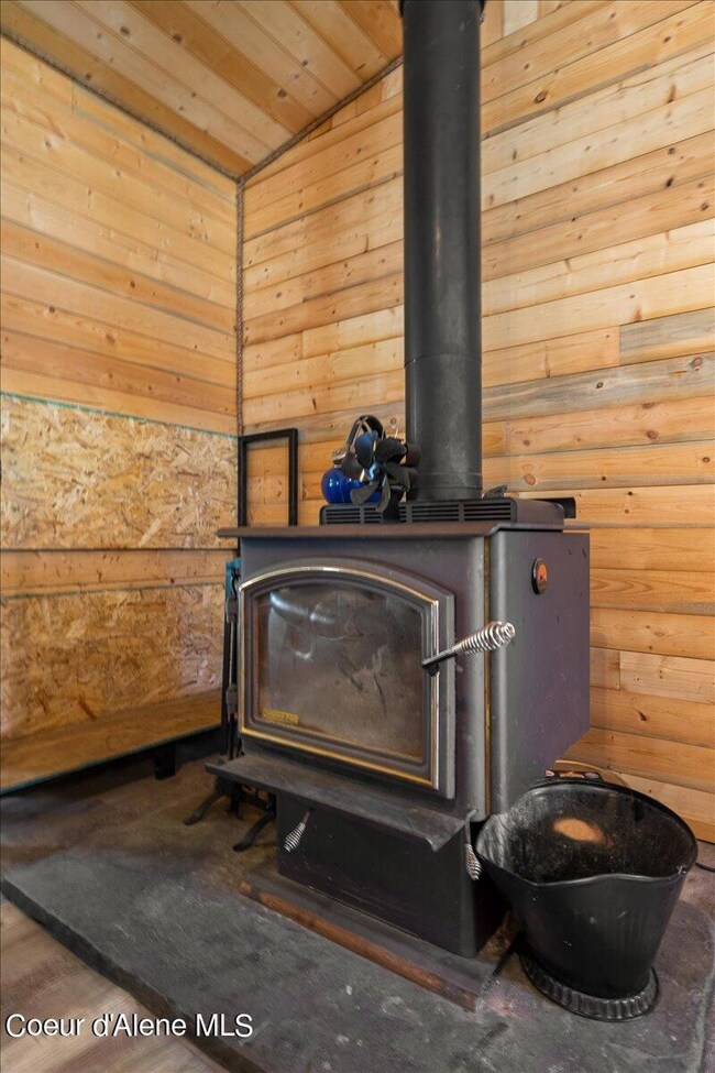 32432 N Roberts Rd, Athol, ID 83801 - photo 6