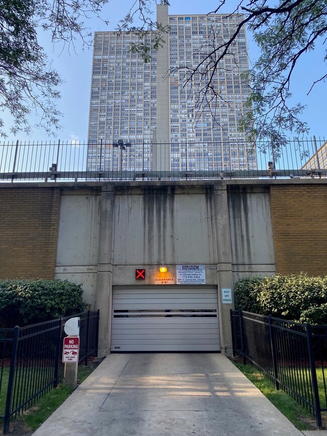 Park Place Tower unit B70, Chicago, IL 60613 - photo 4