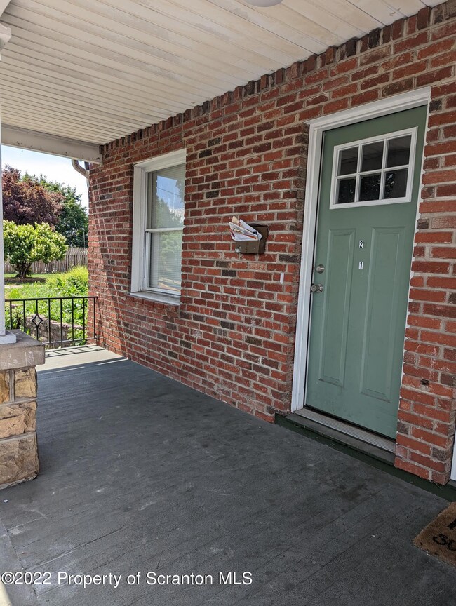 827 N Main Ave unit 829, Scranton, PA 18504 - photo 2