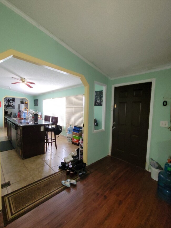 727 Fm 360 Rd, Beasley, TX 77417 - photo 3