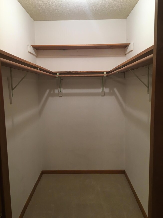 Bedroom 2 - Closet