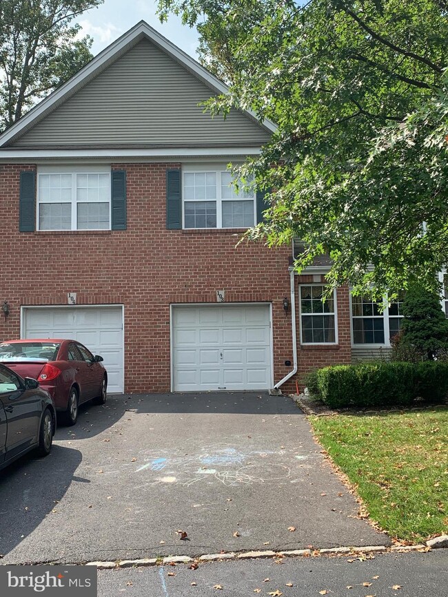 103 Camelot Ct, Princeton, NJ 08540 - photo 2