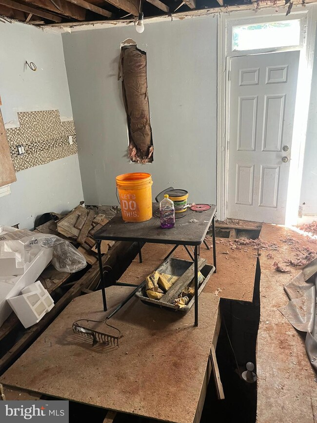 382 Union Aly, Pottstown, PA 19464 - photo 5