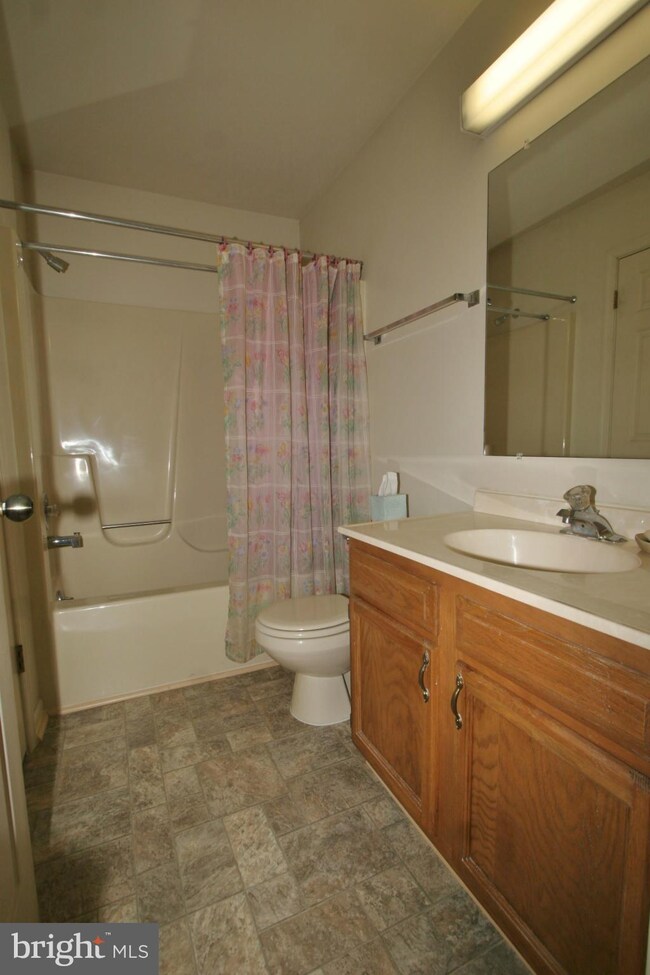 18012 Par Three Dr, Hagerstown, MD 21740 - photo 7