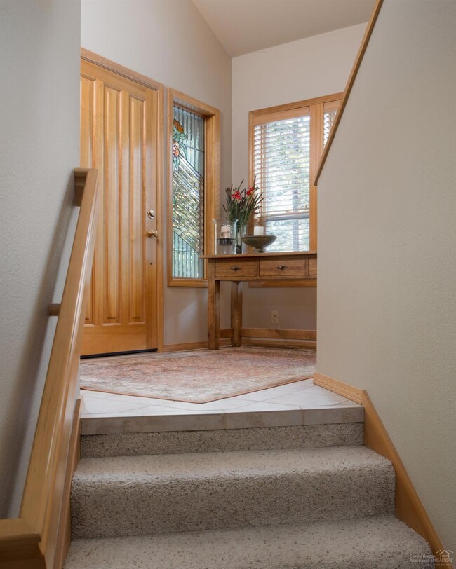 17687 Plover Ln, Sunriver, OR 97707 - photo 5