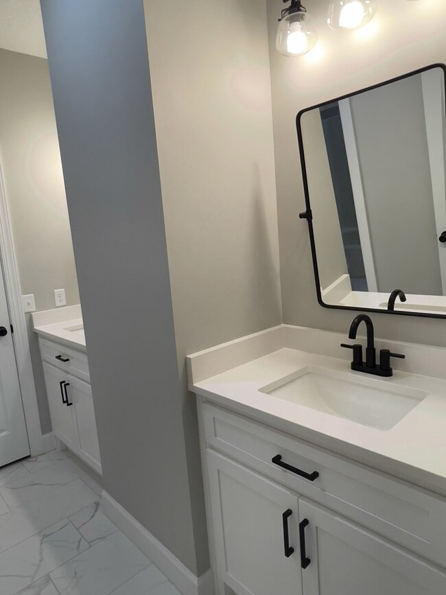 Jack & Jill Bathroom