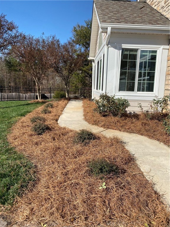 152 Grinders Cir unit Greer, Greer, SC 29650 - photo 3