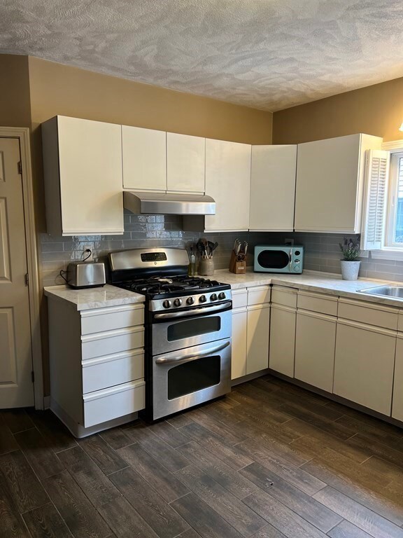 5 Mall St unit 2, Salem, MA 01970 - photo 2