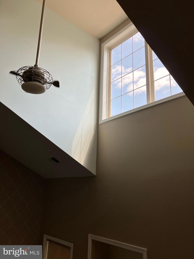 2310 14th St N unit 404, Arlington, VA 22201 - photo 6