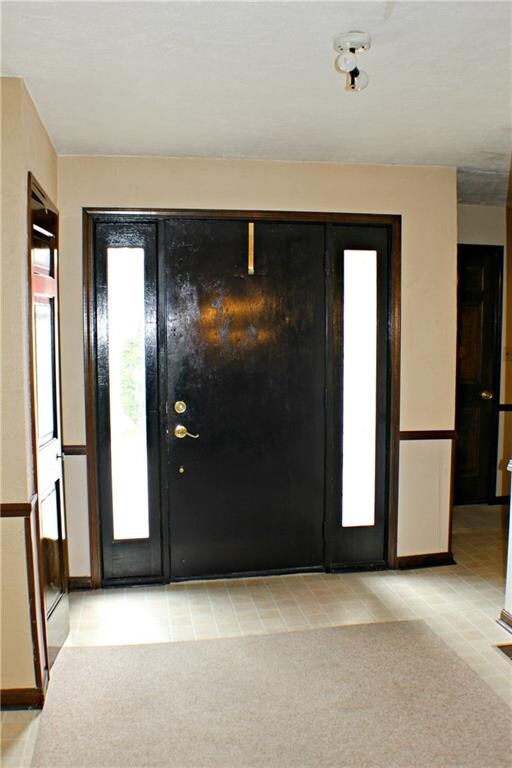 9136 W Robin Rd, Middletown, IN 47356 - photo 2