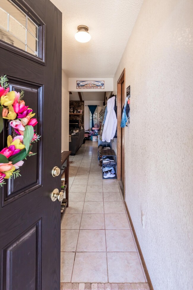 206 Sunrise Ave, Alamogordo, NM 88310 - photo 3