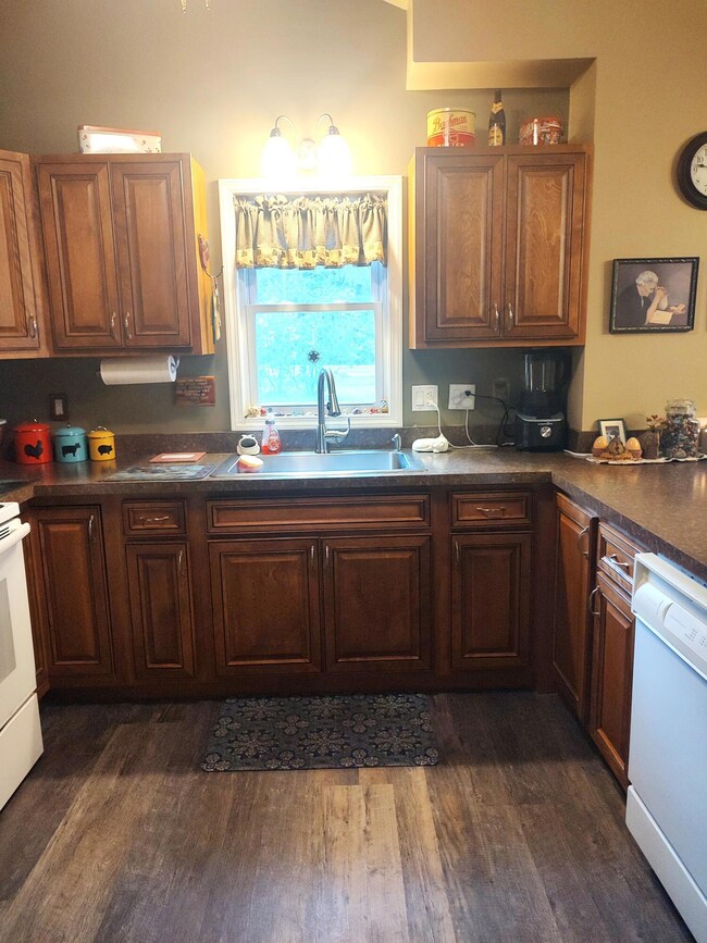 kitchen (2)