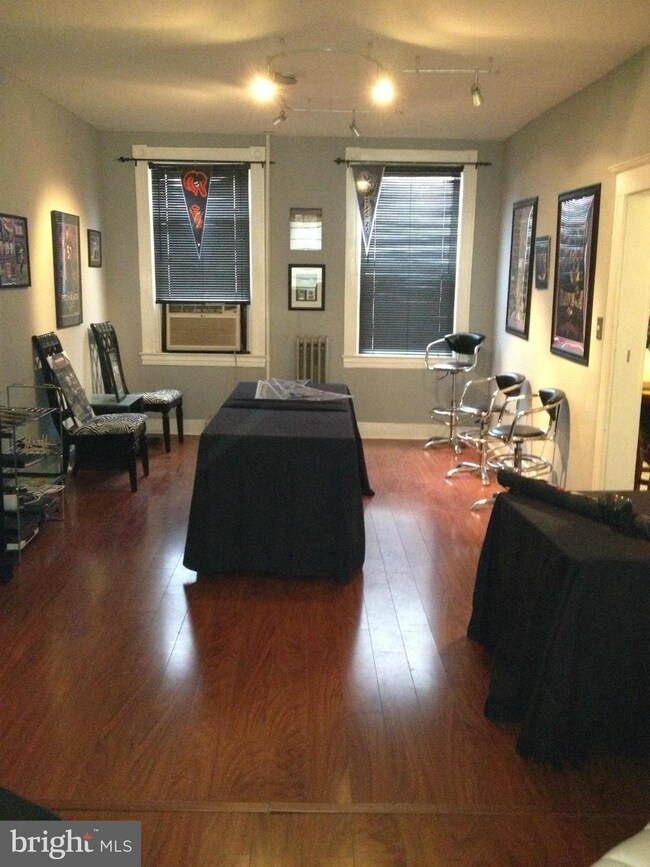 3909 Bonner Rd, Baltimore, MD 21216 - photo 4