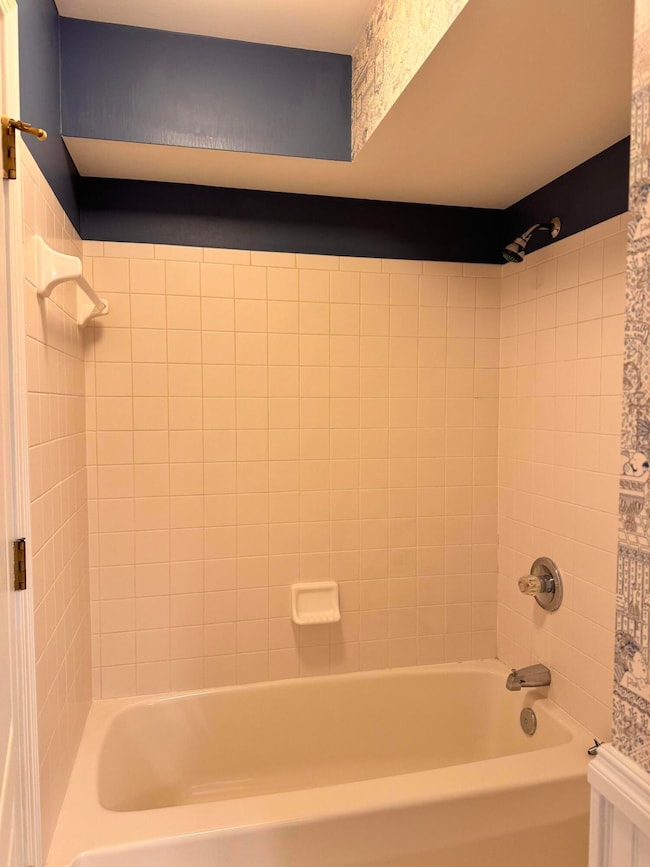 2495 Fountain Place unit 5C, Lakeside Park, KY 41017 - photo 5