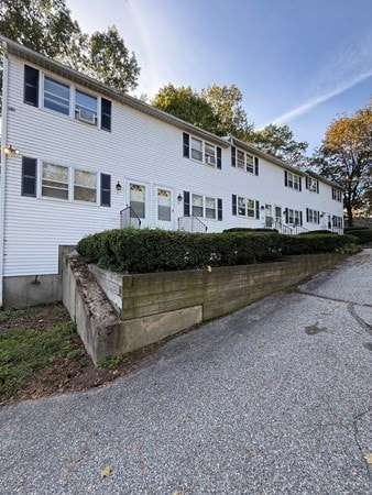 325 Washington St unit 3, West Warwick, RI 02893 - photo 4