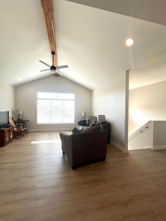 2317 Clearwater Dr, Lawrenceburg, KY 40342 - photo 5