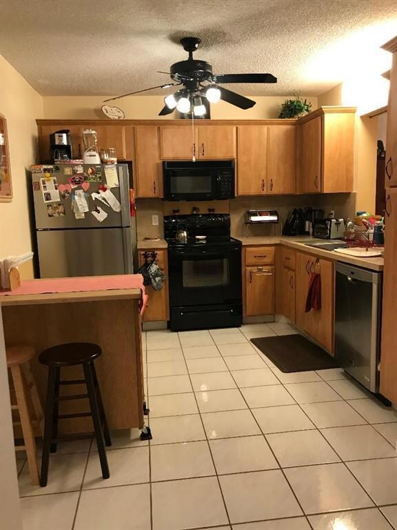 9110 Fairbanks Ln unit 7, Boca Raton, FL 33496 - photo 2