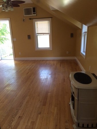 49 Washington St unit 2, Monson, MA 01057 - photo 2