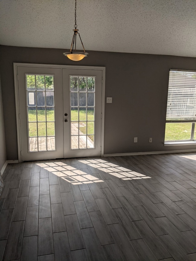 2223 Crosscoach Ln, Katy, TX 77449 - photo 5