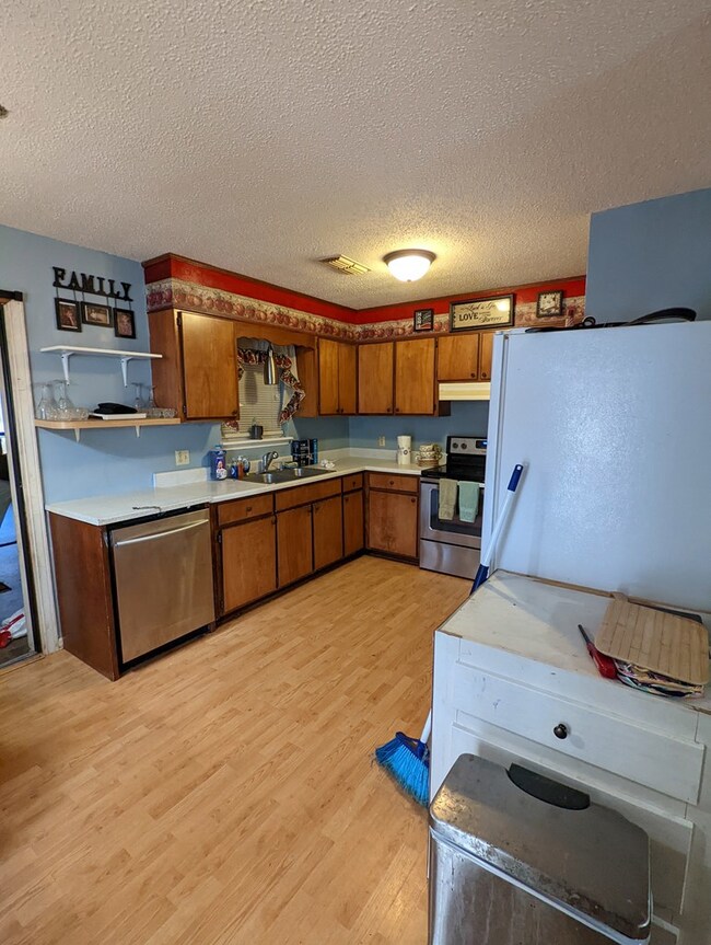 267 Archies Rd, Douglas, GA 31535 - photo 3