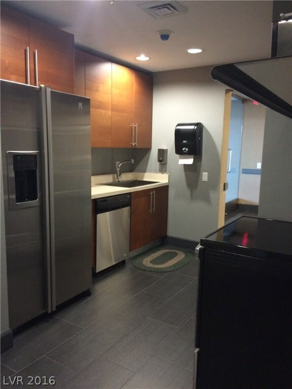 Allure Las Vegas unit 2204, Las Vegas, NV 89102 - photo 3