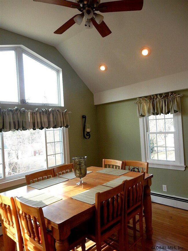 18 Bellview Rd, Troy, NY 12180 - photo 6