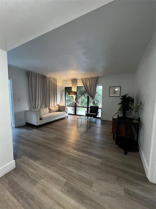 2100 NE 33rd Ave unit 2/2 A, Fort Lauderdale, FL 33305 - photo 5