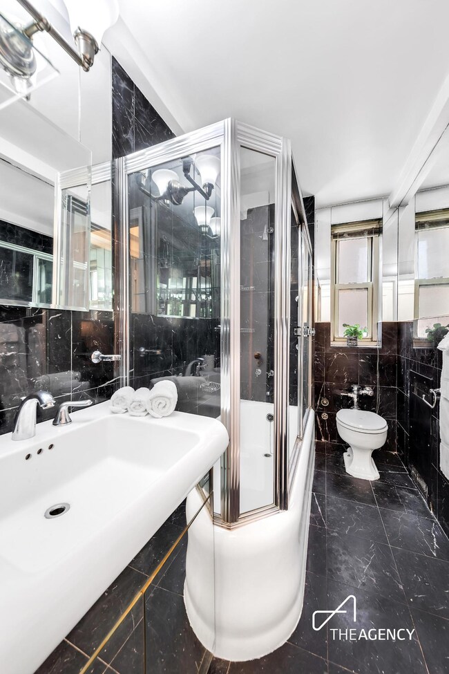 424 E 52nd St unit 5E, New York, NY 10022 - photo 6