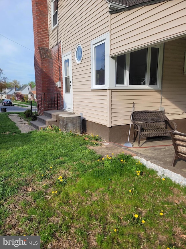 1217 Sheridan St, Reading, PA 19611 - photo 7