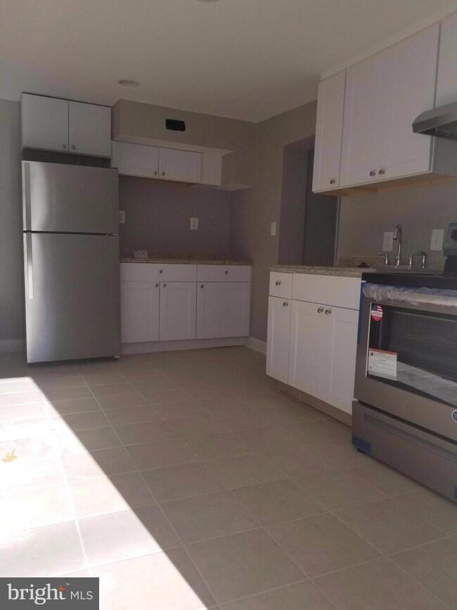 5423 Hunt Place NE, Washington, DC 20019 - photo 5