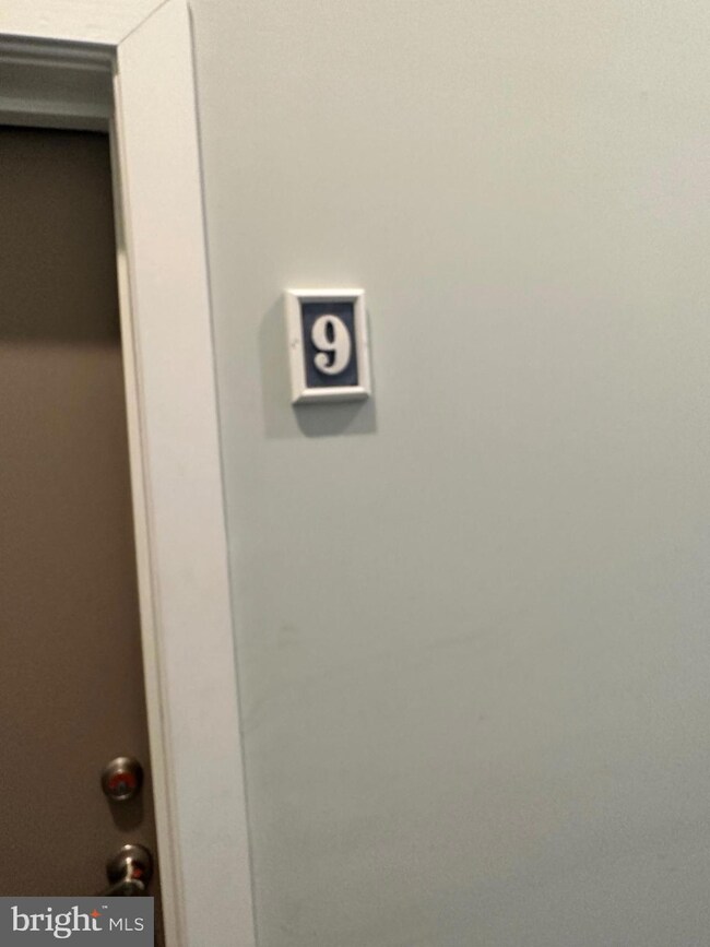 2651 Buckius St unit 9, Philadelphia, PA 19137 - photo 3