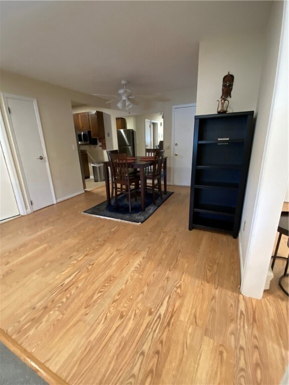 5 Apple Valley Pkwy, Greenville, RI 02828 - photo 4