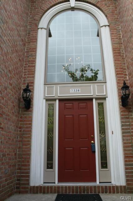 7338 Lochhaven Ct, Allentown, PA 18106 - photo 3