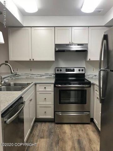 2230 Sentry Dr unit B304, Anchorage, AK 99507 - photo 2