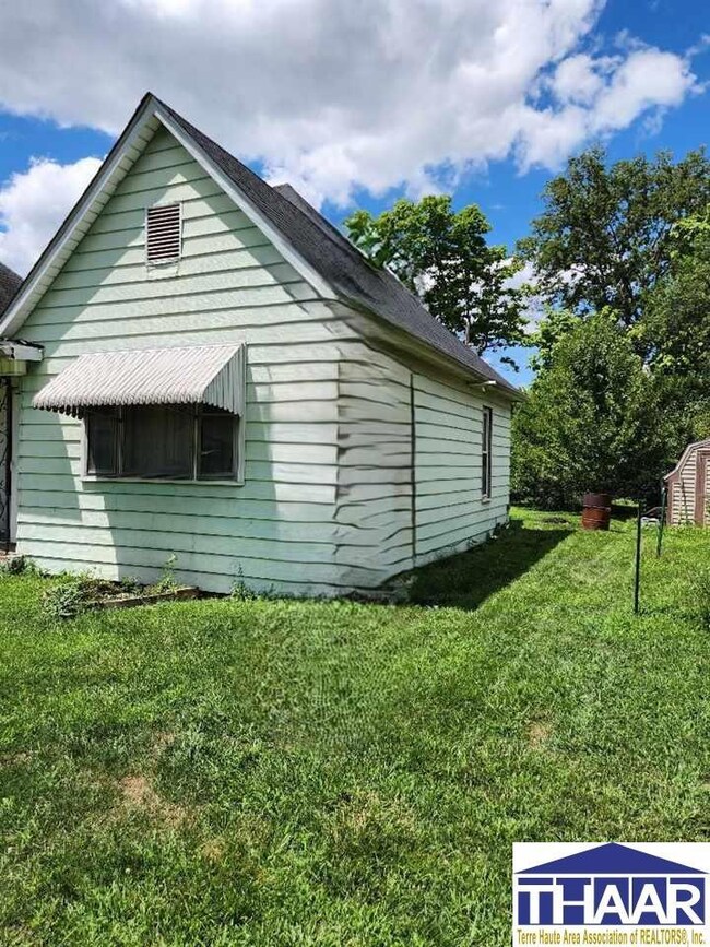2034 N 21st St, Terre Haute, IN 47804 - photo 3