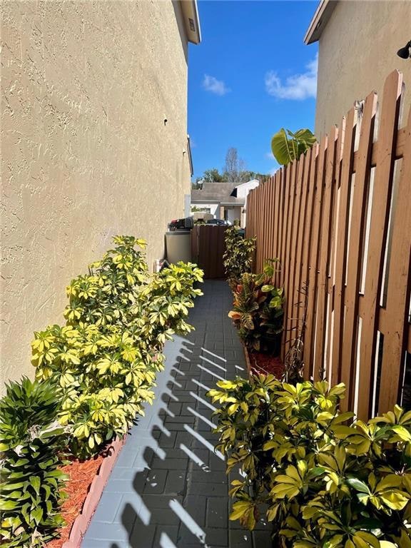 13870 Langley Place, Davie, FL 33325 - photo 6