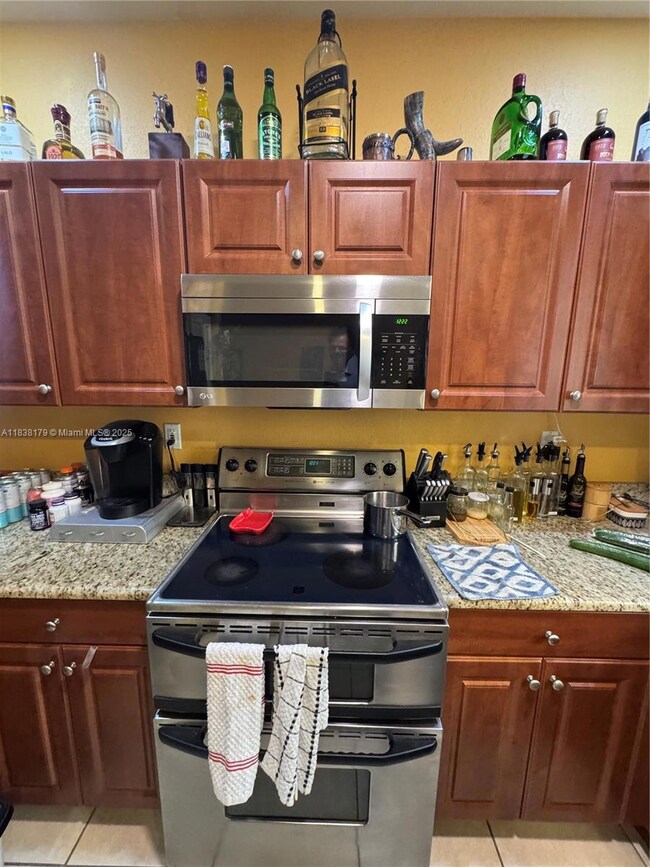 23477 SW 112th Place, Homestead, FL 33032 - photo 7