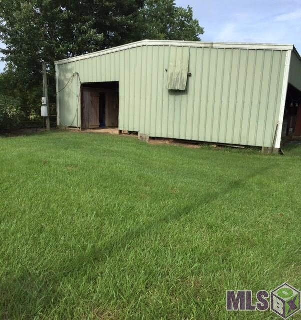 36500 Reinninger Rd, Denham Springs, LA 70706 - photo 2