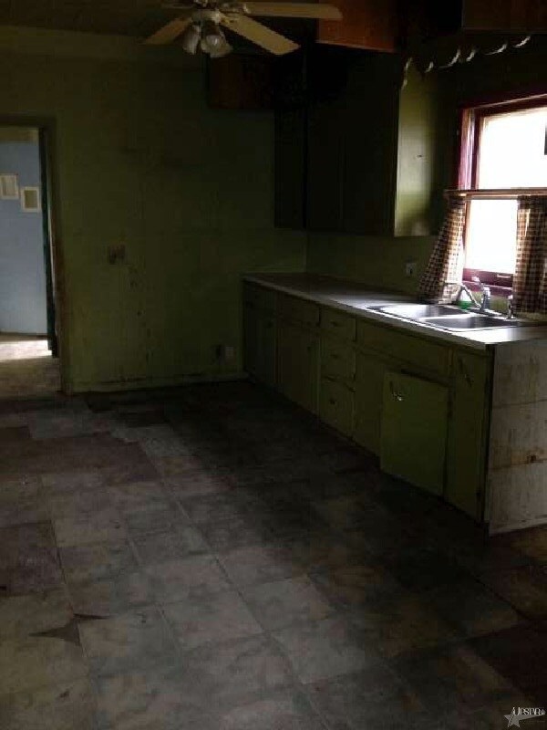 105 S Hamsher St, Garrett, IN 46738 - photo 5